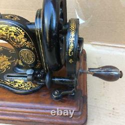 1876 Antique Singer 12k Fiddle base Hand Crank Sewing Machine with Large Roses