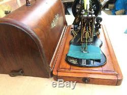 1884 Antique Singer 12k Fiddle base Hand Crank Sewing Machine