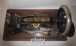 1889 Singer 12 K Acanthus Leaves decal sewing machine in wooden case