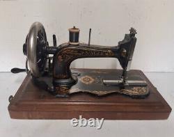 1889 Singer 12 K Acanthus Leaves decal sewing machine in wooden case