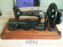 1890 Antique Singer 12K fiddle base handcrank sewing Machine Acanthus leaves