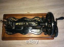 1890 Antique Singer 12K fiddle base handcrank sewing Machine Acanthus leaves