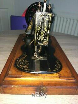 1890 Antique Singer 12K fiddle base handcrank sewing Machine Acanthus leaves