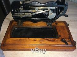 1890 Antique Singer 12K fiddle base handcrank sewing Machine Acanthus leaves