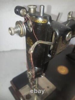 1898 Wheeler & Wilson D 9 Singer Sewing Machine