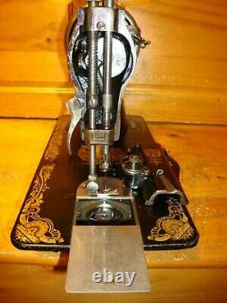 1900 Antique Singer Sewing Machine Head Model 15 Sphinx, Serviced