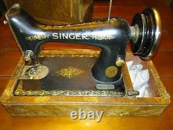 1900'ssinger Hand Crank Sewing Machine