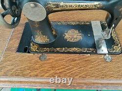 1901 Singer Sewing Machine In Original Treadle Cabinet