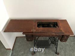 1903 Antique SINGER Sewing Machine Treadle Sphinx Excellent One Family Owned