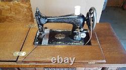 1903 Singer Treadle Sewing Machine