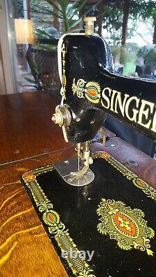 1910 Antique Red-Eye SINGER Sewing Machine & Wood/Iron Table Cabinet G8148002