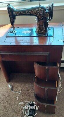 1910 Antique Singer 66 Redeye Sewing Machine in Cabinet VTG Collectors Model