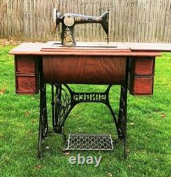 1910 Antique Singer Sewing Machine with Cabinet Hand Crank Treadle Cast Iron