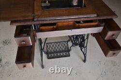 1910 Singer Treadle Sewing Machine Red Eye With Table 2 Drawer Model 27