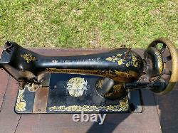 1910s SINGER SEWING MACHINE TREADLE PEDAL HARD TO FIND EGYPTIAN SPHINX DESIGN