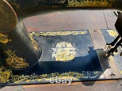 1910s SINGER SEWING MACHINE TREADLE PEDAL HARD TO FIND EGYPTIAN SPHINX DESIGN