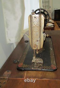 1911 Treadle Singer Sewing Machine + Cabinet, Red Eye #66, Pick-up Connecticut