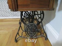 1911 Treadle Singer Sewing Machine + Cabinet, Red Eye #66, Pick-up Connecticut