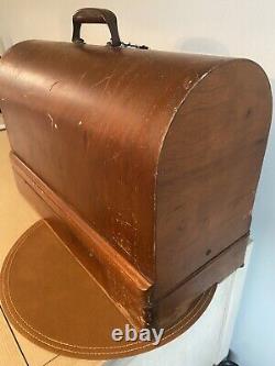 1912 Singer Model 66 Red Eye Sewing Machine! Motor, Light, Wood Case! WORKS