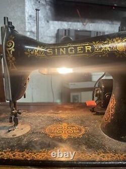 1914 Singer Model G Series Sewing Machine