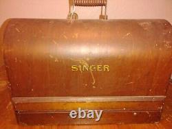 1914 Singer Model G Series Sewing Machine