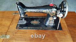 1917 Singer Treadle Sewing Machine. Model 66 With 7 Drawers. Very Ornate