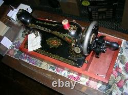 1920 SINGER 66 Hand Crank Sewing Machine Serviced Sews Smooth Stitch Child Safe
