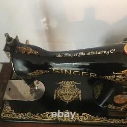 1920 Singer Sewing Machine 115 Wings Decal Motorized Attachments & Bentwood Case