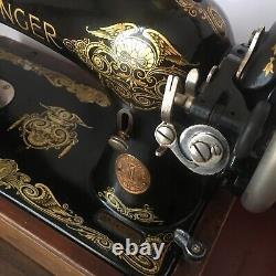 1920 Singer Sewing Machine 115 Wings Decal Motorized Attachments & Bentwood Case