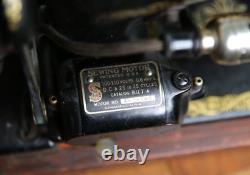 1920s Rare Antique Singer Knee Lever Sewing Machine USA With Wooden Case WORKS