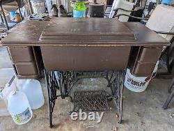 1921 Singer Cabinet Sewing Machine with Cast Iron Treadle Elizabethport, NJ