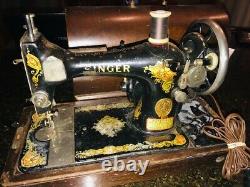 1922 Antique Singer Model 128 Sewing Machine with Bentwood Case with Knee crank