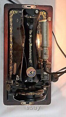 1922 Singer Sewing Machine 99K Knee Control Serial Y719220 WithBentwood Case/Keys