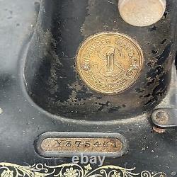 1922 Singer Sewing Machine Model 99K Bentwood Case No Key No Power Cord No Pedal