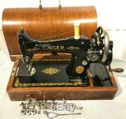 1923 Antique Singer 99K Sewing machine, Vintage sewing machine