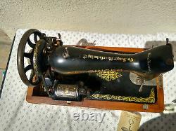 1923 SINGER MODEL 99-13 SEWING MACHINE With BENTWOOD CASE AS IS AS FOUND
