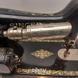 1924 Antique Singer Sewing Machine in Original Case Serial No. AA006659 Boxed