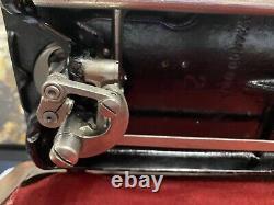 1925 99 K Singer Sewing Machine & Bentwood Case With Knee Control