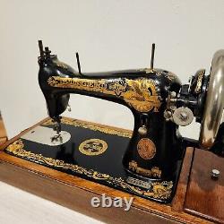 1925 Singer Hand Crank Sewing Machine 15k Sphinx Tested Rare Bed DecalCase