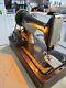 1925 Singer Sewing Machine With Wood Case Works Great