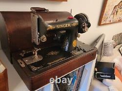 1925 Vintage Singer Sewing Machine with Wood Case, Knee Lever, Cord -Working