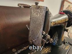 1925 Vintage Singer Sewing Machine with Wood Case, Knee Lever, Cord -Working