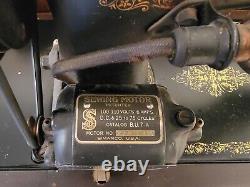 1925 Vintage Singer Sewing Machine with Wood Case, Knee Lever, Cord -Working