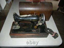 1926 Singer Sewing Machine with Wooden Case Parts Only Untested