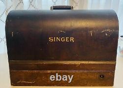 1927 Antique Singer Sewing Machine with Original Wooden Case