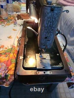 1927 SINGER 101 Knee Lever SEWING MACHINE ALUMINUM, Works, Bar Instead Of Pedal