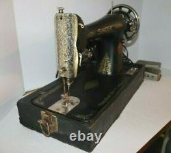 1928 Singer Model 15 Sewing Machine AC028268