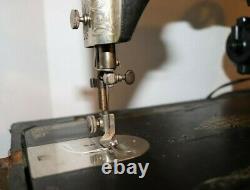 1928 Singer Model 15 Sewing Machine AC028268