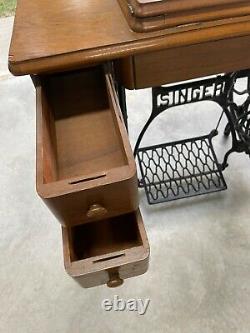 1928 Singer Sewing Machine with Table