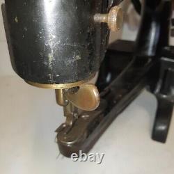 1931 Singer 29K51 Leather cobbler Industrial sewing machine Y8418696